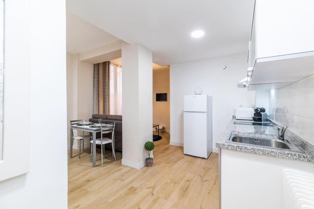 Apartamento Pedro Antonio Parking Gratis Granada Dış mekan fotoğraf